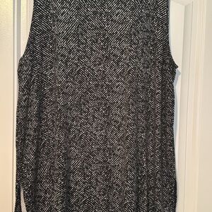 J. Jill Black and White Patterned Tunic